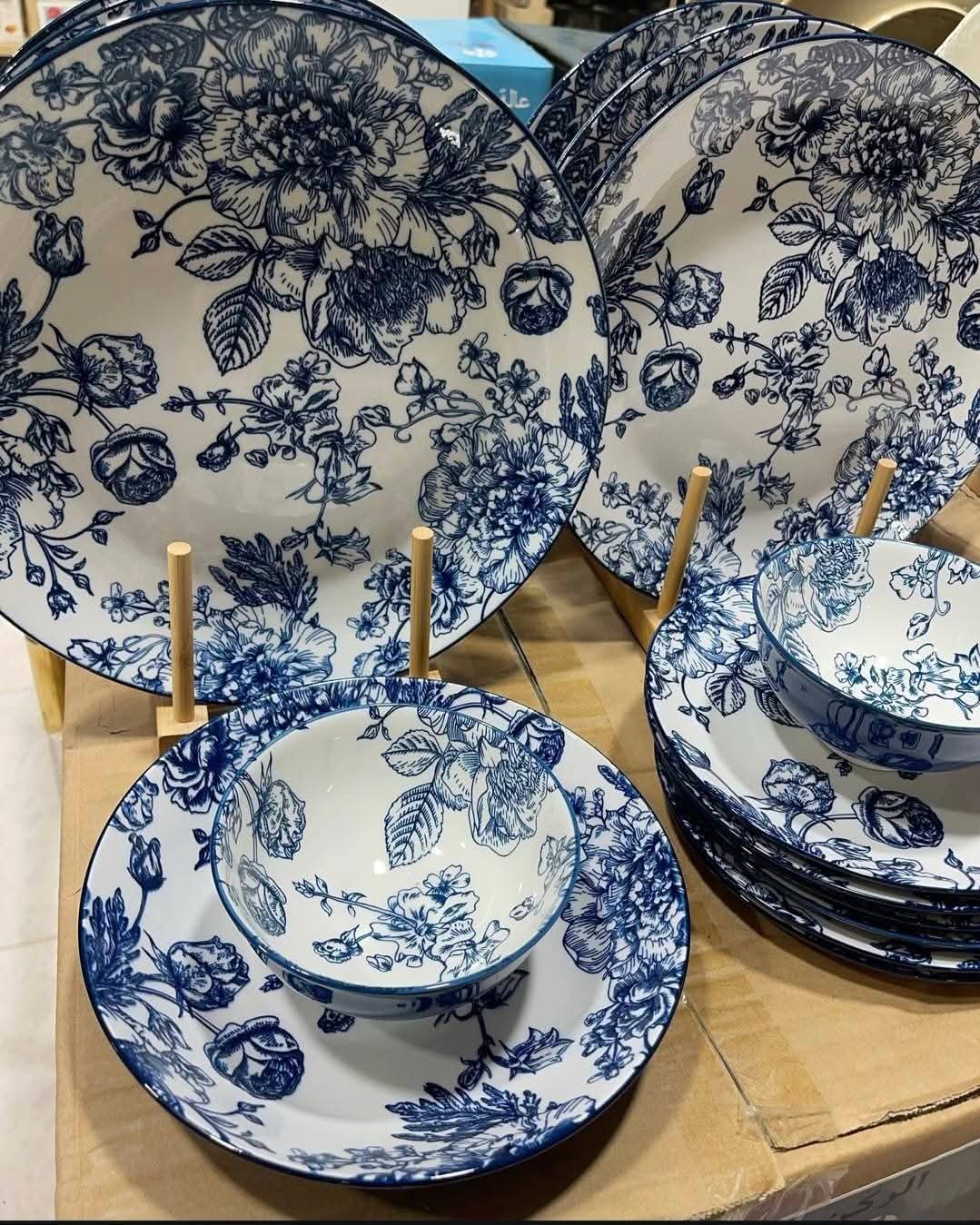 Gupan blue- porcelain  dinner set