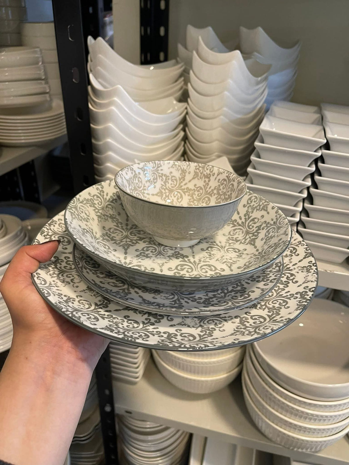 Gupan gray- porcelain  dinner set